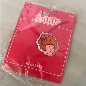 Annie Red Necklace for Kids 1981 vintage new